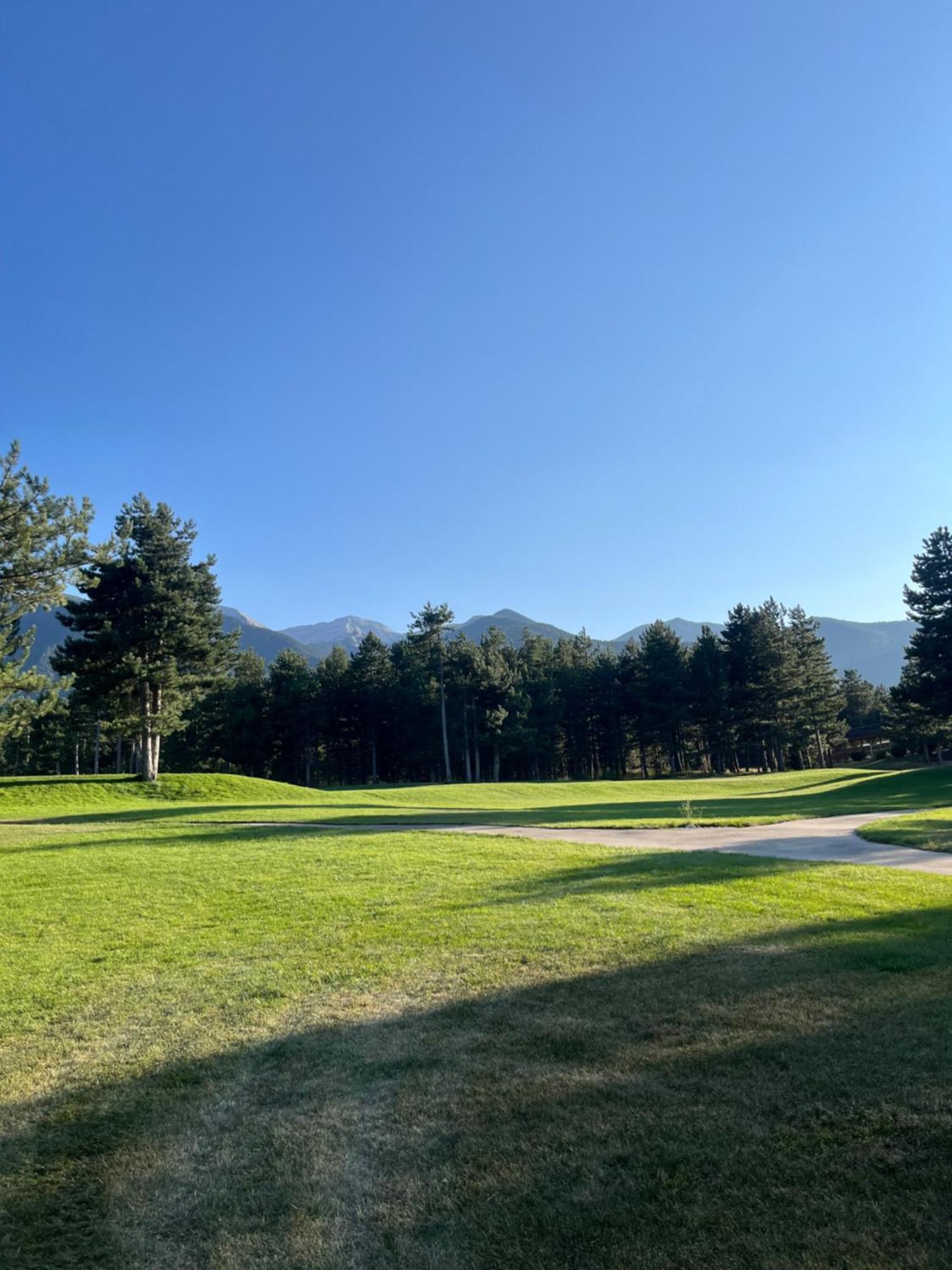 Pirin Golf Mountain View Apartment Raslog